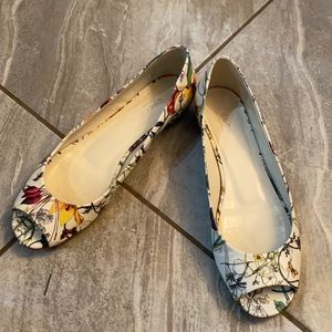 Moving Sale - closet clean out